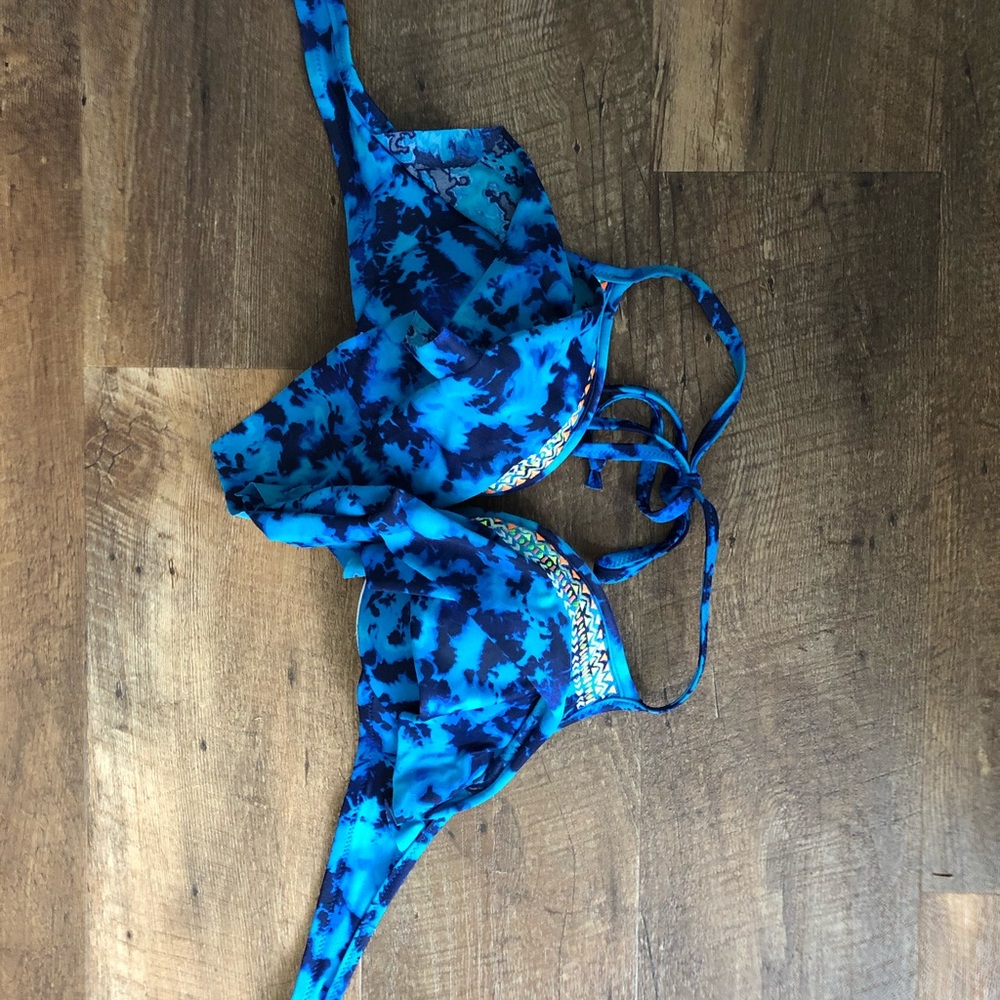 Bikini top